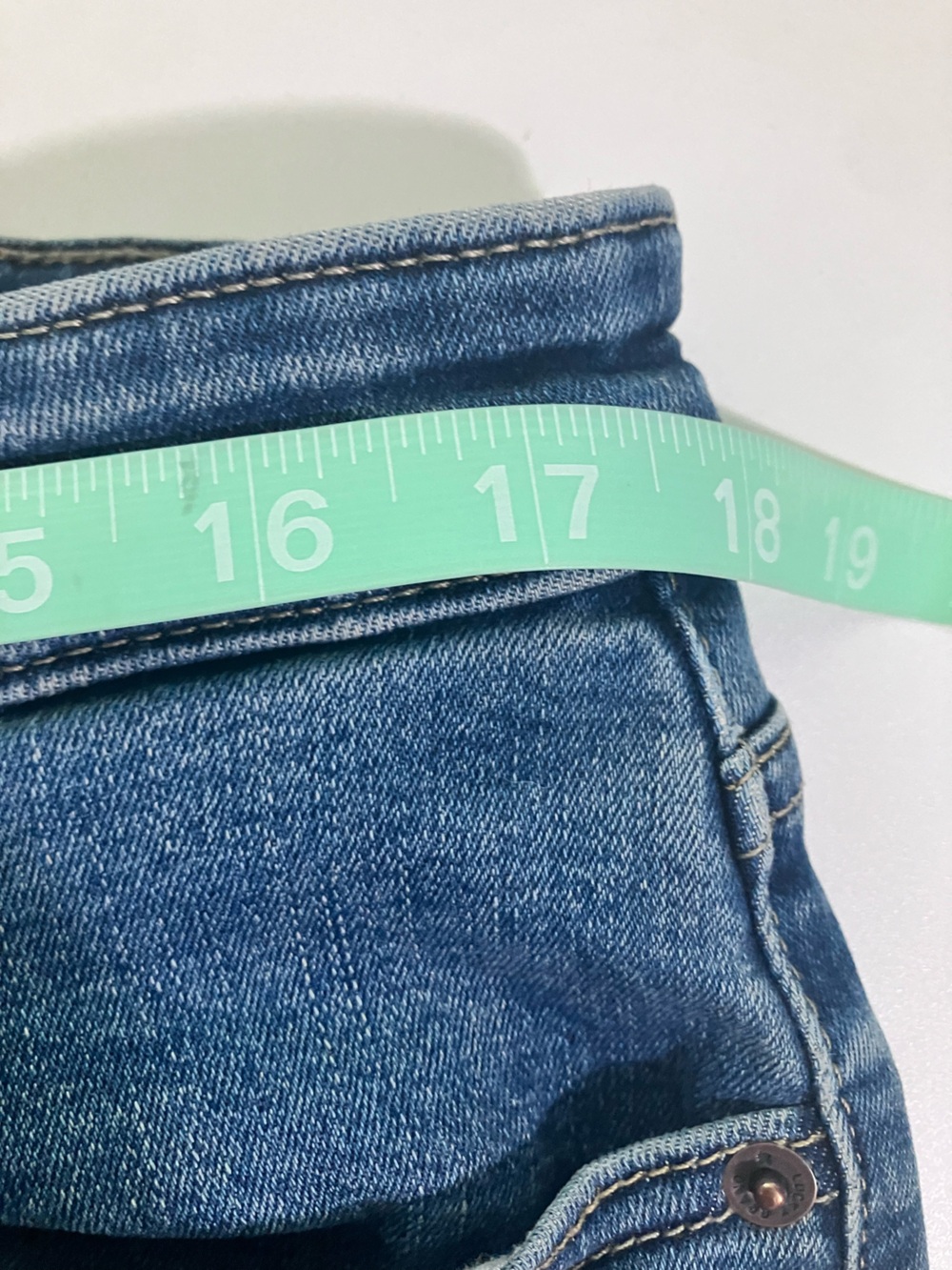 Lucky Brand Sweet Boot Medium Wash Mid Rise Jeans Size 14/32 - Picture 8 of 10
